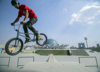 Easiest BMX Tricks for Beginners