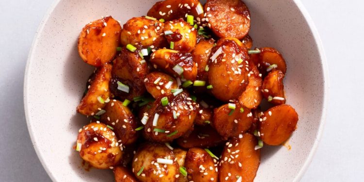 Our crispy Asian potatoes are a great way to switch up your side dishes.