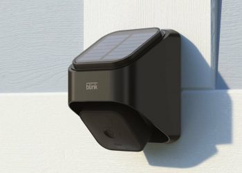 Amazon Blink Outdoor Solar Panel Charging Mount 01