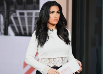 Net Worth, Parents, Husband and Pregnant 2021