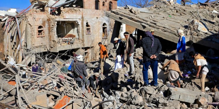 Dozens killed in air raid on Yemen prison: MSF | Humanitarian Crises News