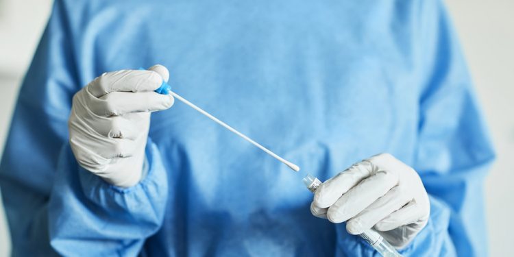 FBI raids Covid testing company in fraud probe — RT World News