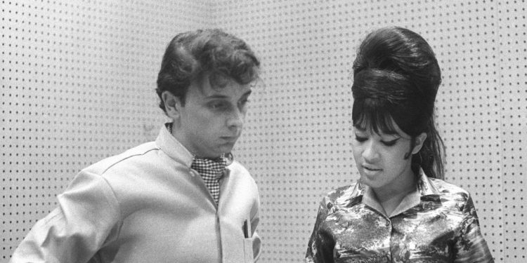 Photo of Phil Spector w/Ronnie