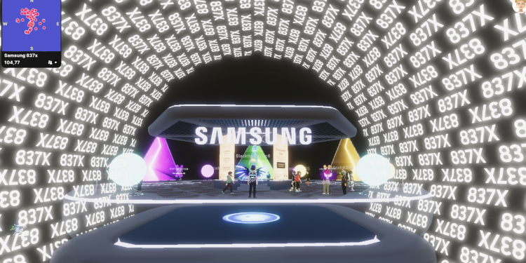 Tech troubles as Samsung debuts Galaxy S22 phones at Metaverse event
