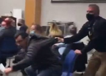 Video: Father Forcibly Thrown Out Of School Board Meeting For Not Wearing Mask - Board Members Were Caught Doing The Same Days Earlier