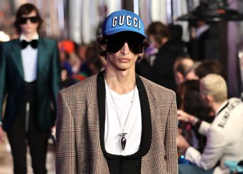 Can Men Wear Leggings, Too?