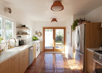 This OApier S5 Steam Mop is a Must-Have For Wet Spring Weather