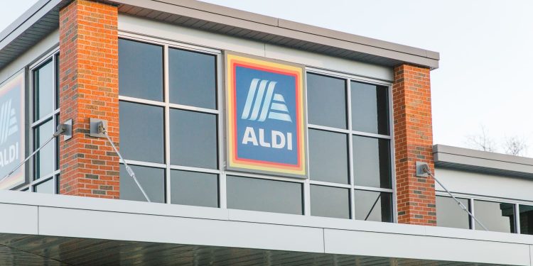Aldi Finds September 2022 - Kirkwood Chicken Nuggets, Sundae Shoppe Gelato Bites