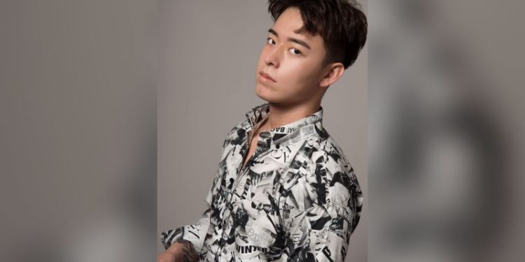 Titus Low: Singapore jails OnlyFans creator for defying police order to stay off the site